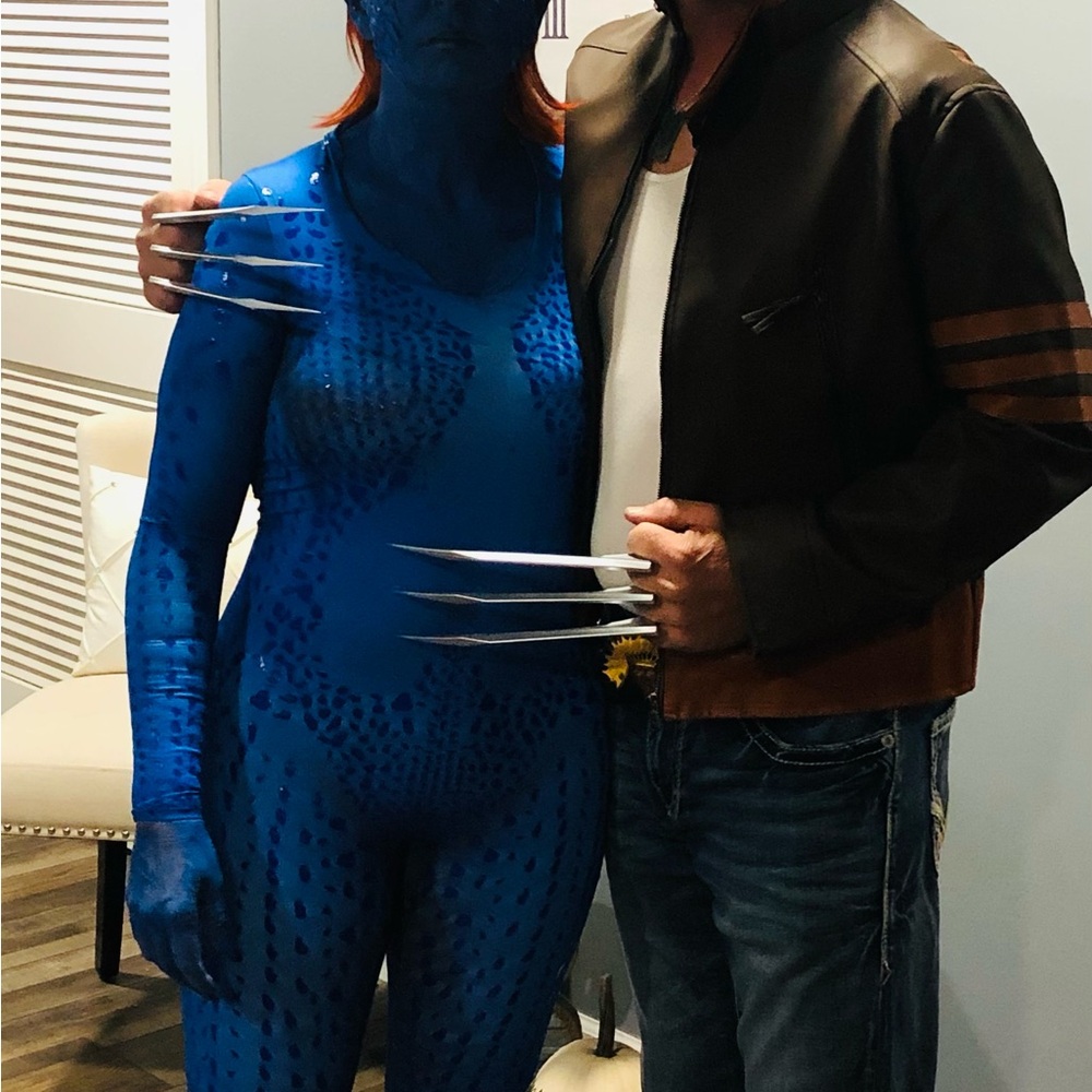Couples Costume - Wolverine and Mystique couples costume